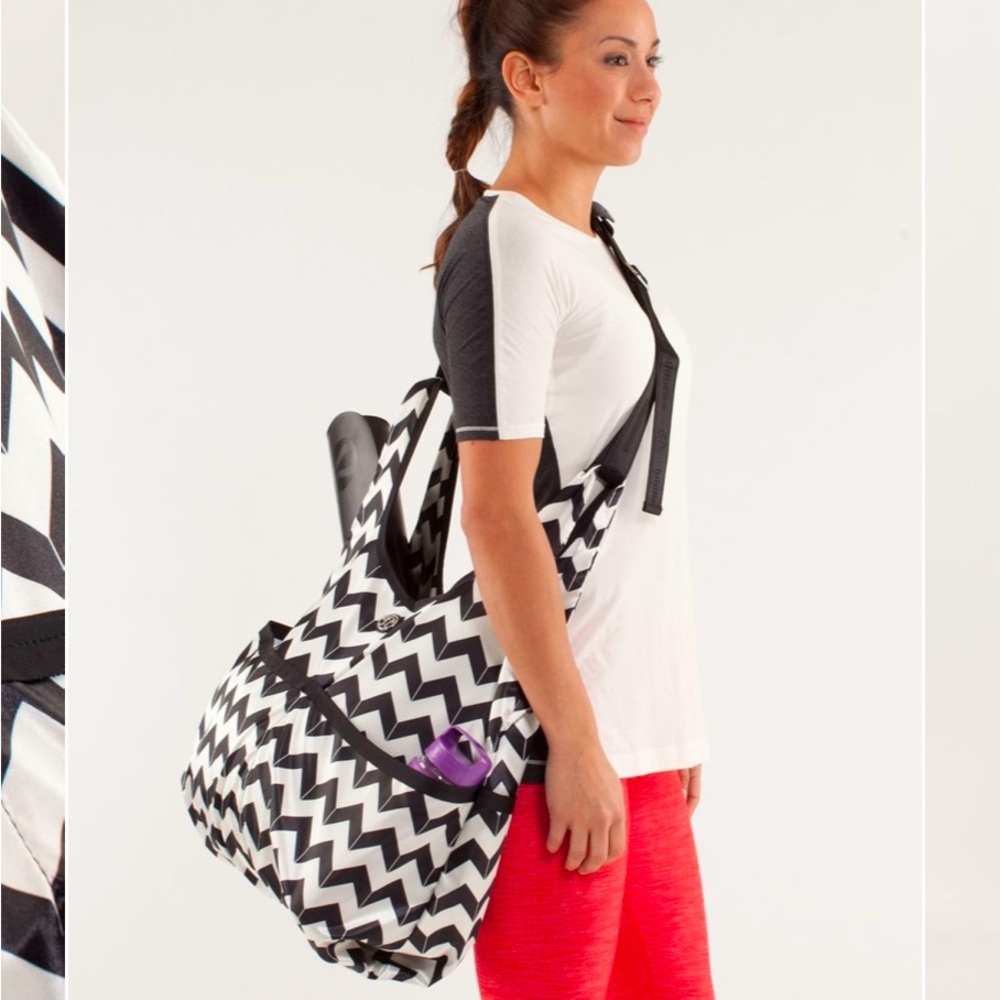 Lululemon post Savasana bag